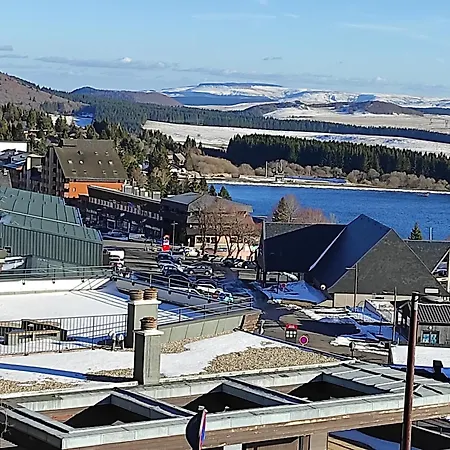 Appartement Cosy Sur Les Pistes, Proche Télécabines - Fr-1-814-108