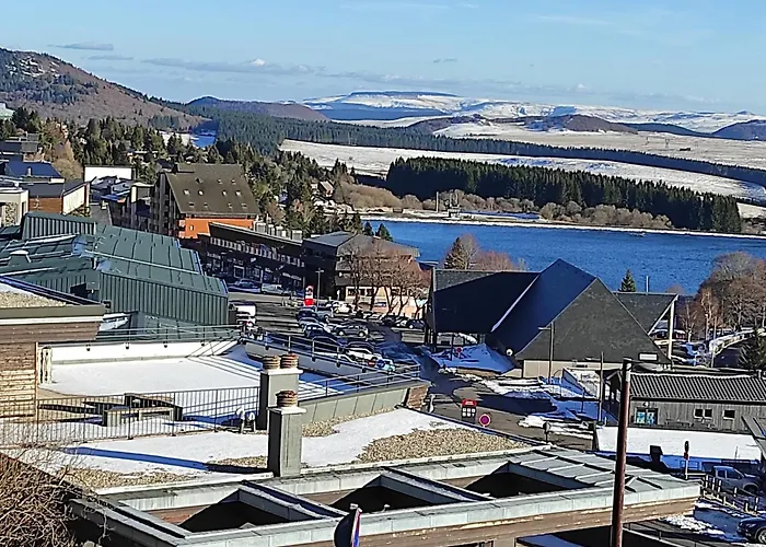 Appartement Cosy Sur Les Pistes, Proche Télécabines - Fr-1-814-108